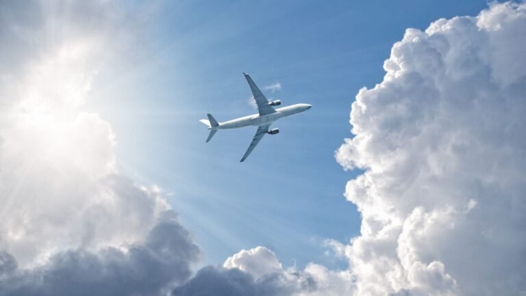 The Importance of Air Traffic Control in Safety